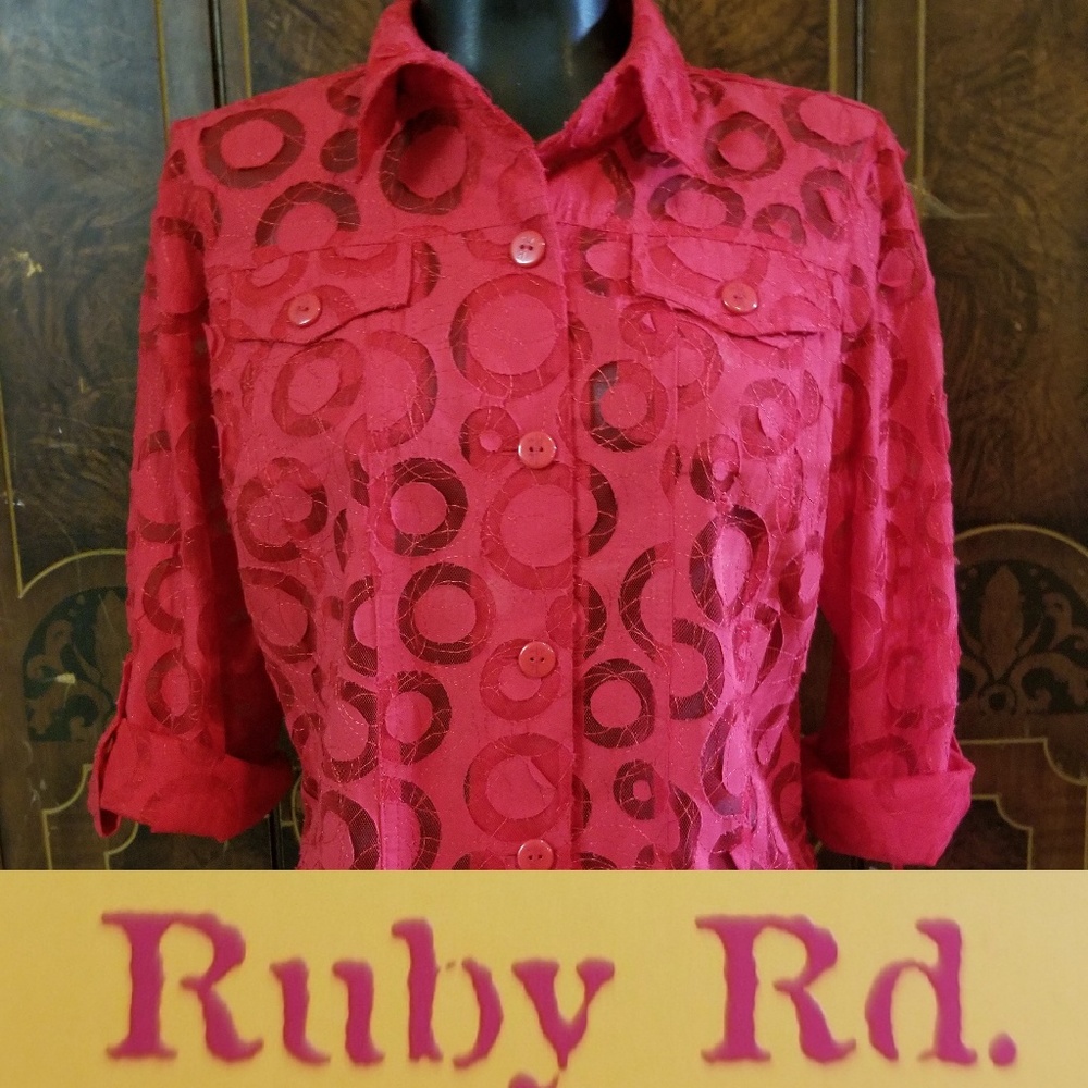 Ruby Rd. Red cutout roll tab sleeve gauze shirt
